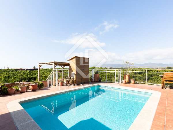 130m² penthouse with 25m² terrace for sale in Gavà Mar