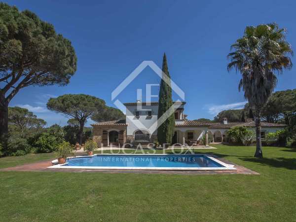435m² House / Villa for sale in Santa Cristina, Costa Brava