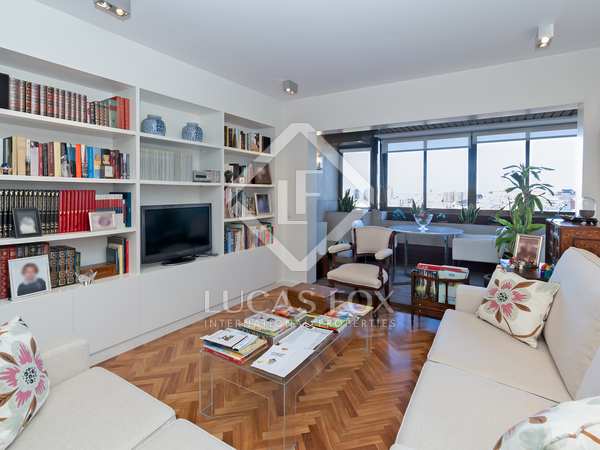 Piso de 210m² en venta en El Pla del Real, Valencia