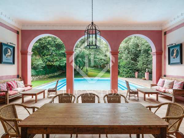 Huis / Villa van 490m² te koop in Begur Town, Costa Brava