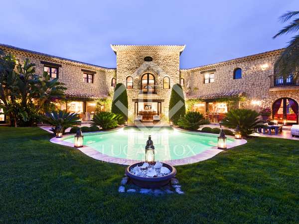 1,070m² house / villa for sale in El Campello, Alicante
