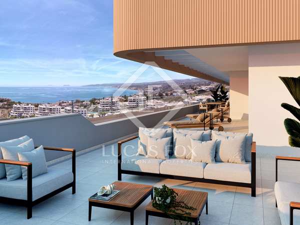 Appartement van 102m² te koop met 89m² terras in Estepona
