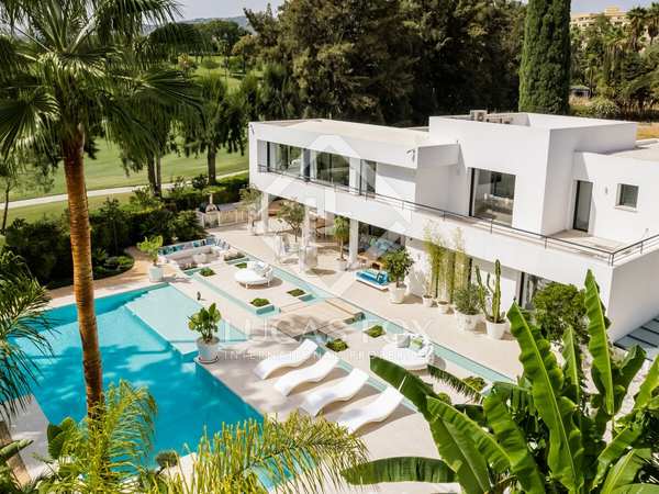 550m² house / villa with 330m² terrace for sale in Nueva Andalucía