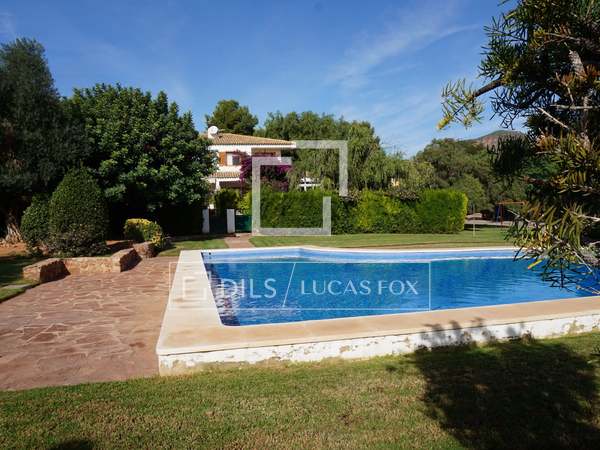 Casa / Vila de 168m² with 120m² Jardim à venda em Puzol