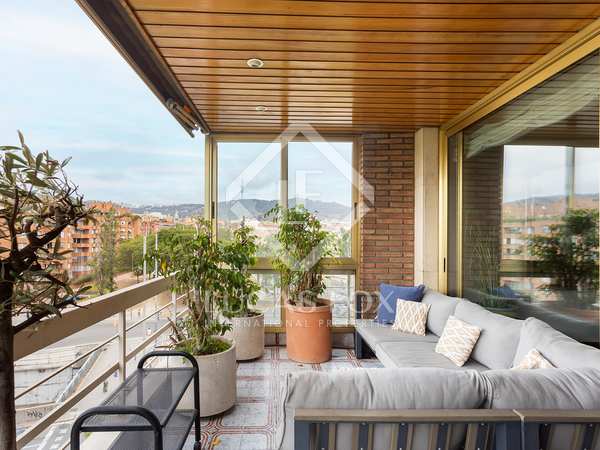 190m² apartment with 20m² terrace for sale in Les Corts