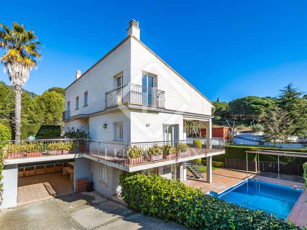 410 m² house for sale in Alella, Maresme