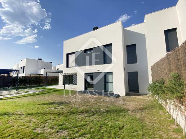 Casa / villa de 310m² en venta en Torrelodones, Madrid