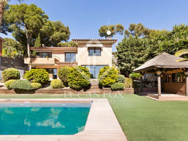 Huis / villa van 592m² te koop in Bellamar, Barcelona