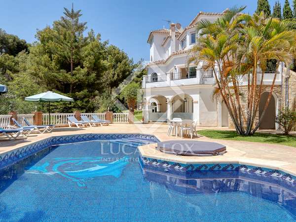 Casa / villa de 460m² en venta en Axarquia, Málaga