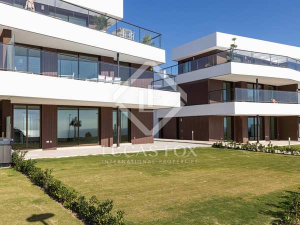 Appartement van 142m² te koop met 193m² Tuin in Estepona