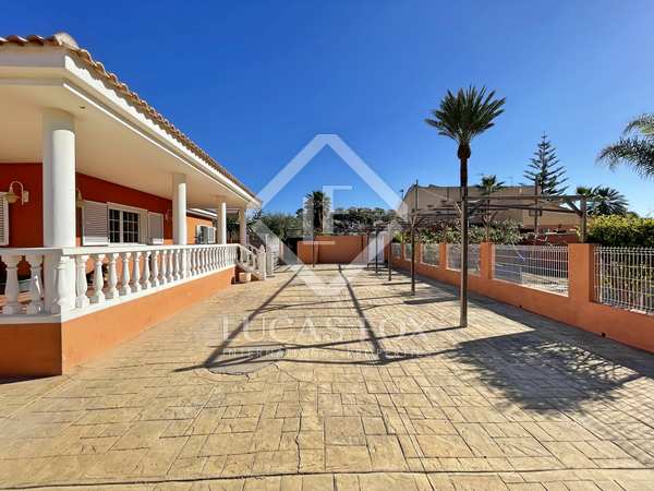 208m² house / villa for sale in San Juan, Alicante