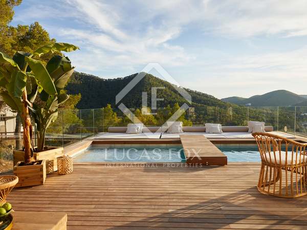 383m² hus/villa till salu i Santa Eulalia, Ibiza