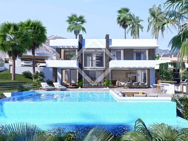 535m² house / villa with 146m² terrace for sale in New Golden Mile