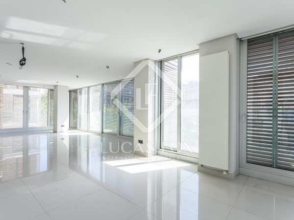Appartement van 304m² te koop in El Pla del Remei, Valencia