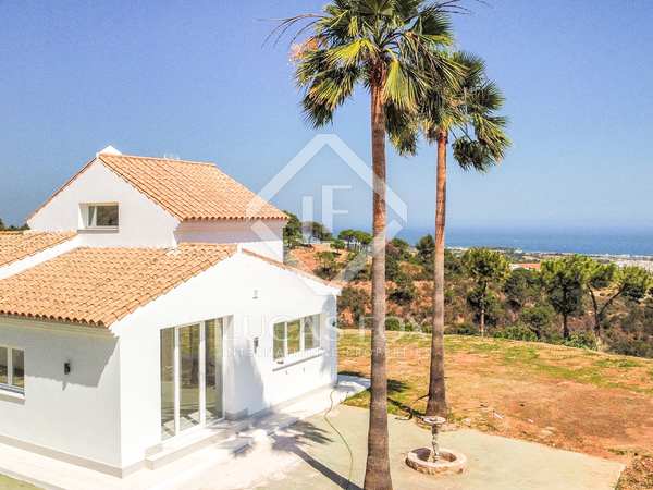 119m² country house with 32m² terrace for sale in Estepona City