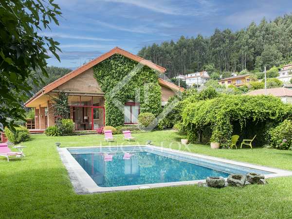 857m² house / villa for sale in Pontevedra, Galicia