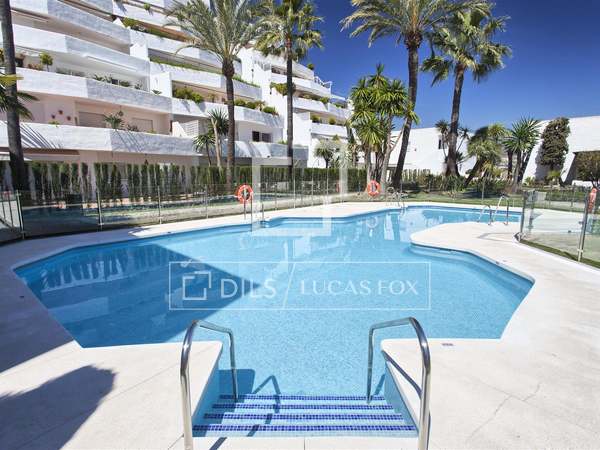 105m² Apartment with 16m² terrace for sale in Nueva Andalucía