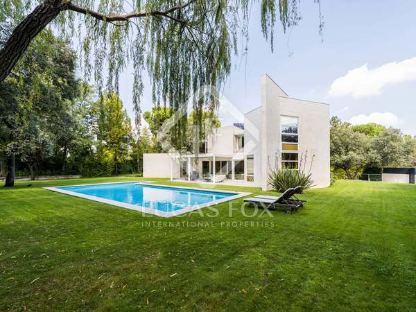 Maison / villa de 1,016m² a vendre à La Moraleja, Madrid