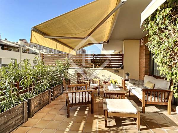 290m² house / villa with 25m² garden for sale in Sant Andreu de Llavaneres