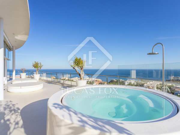 483m² penthouse with 179m² terrace for sale in Higuerón