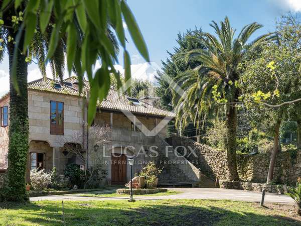 Дом / вилла 381m² на продажу в Pontevedra, Галисия