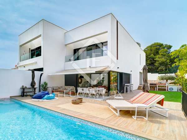 Casa / villa de 500m² en venta en Moraira, Costa Blanca