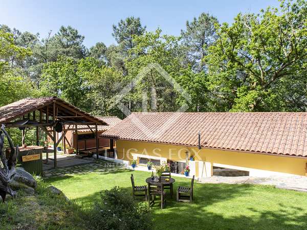Huis / villa van 280m² te koop in Pontevedra, Galicia