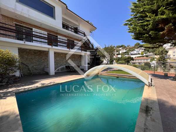 Casa / villa de 366m² con 632m² de jardín en venta en Sant Pol de Mar
