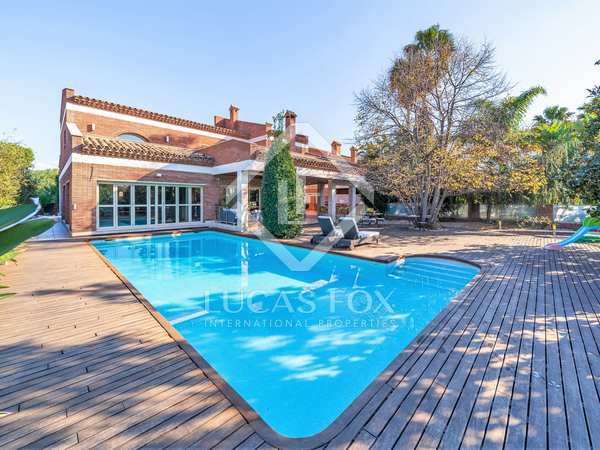 Villa van 849m² te koop in Cambrils, Tarragona