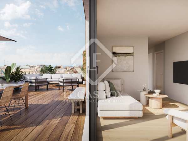 60m² penthouse with 58m² terrace for sale in Eixample Left