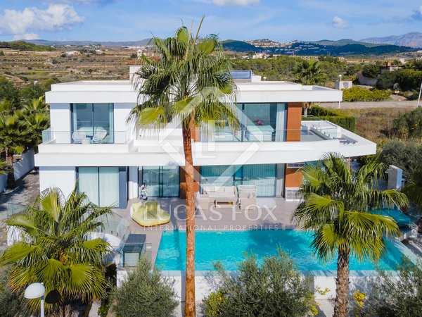 huis / villa van 225m² te koop in Moraira, Costa Blanca