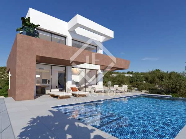 388m² house / villa with 123m² terrace for sale in Cumbre del Sol