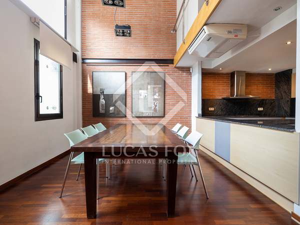 110m² loft med 15m² terrass till uthyrning i Poblenou