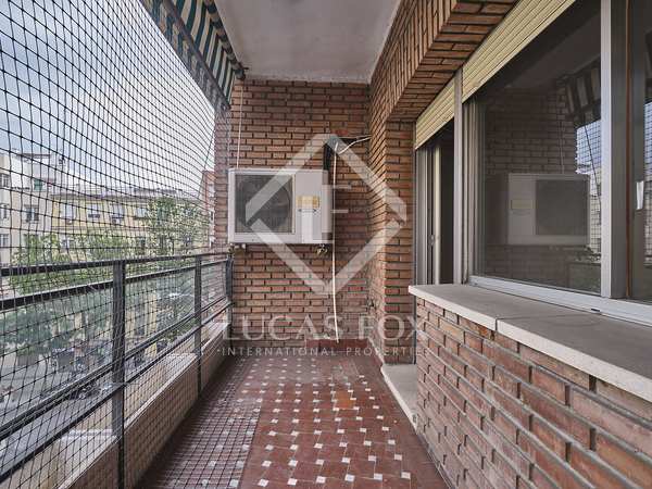 132m² apartment with 7m² terrace for sale in Retiro, Madrid
