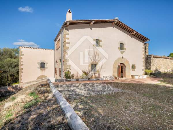 650m² country house for sale in Pla de l'Estany, Girona