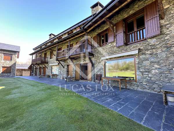 Casa / villa di 151m² in vendita a La Cerdanya, Spagna