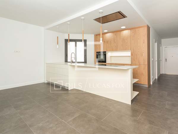 124m² Apartment with 21m² terrace for sale in Eixample Right