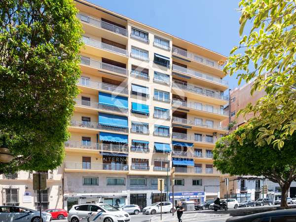 154m² apartment with 12m² terrace for sale in Malagueta - El Limonar