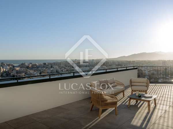173m² penthouse with 112m² terrace for sale in soho, Málaga