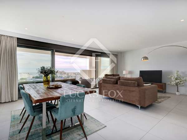198m² apartment with 43m² terrace for sale in Estepona