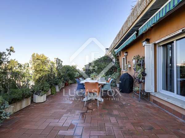 167m² penthouse with 63m² terrace for sale in Eixample Right