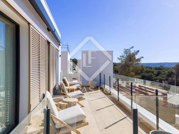110m² house / villa with 337m² garden for sale in Mercadal