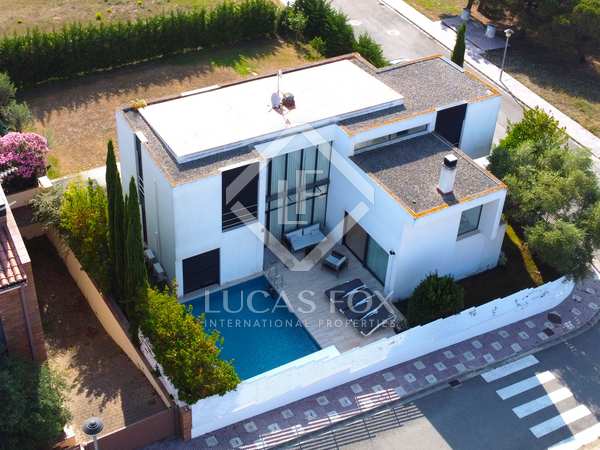 341m² house / villa for sale in Sant Feliu, Costa Brava