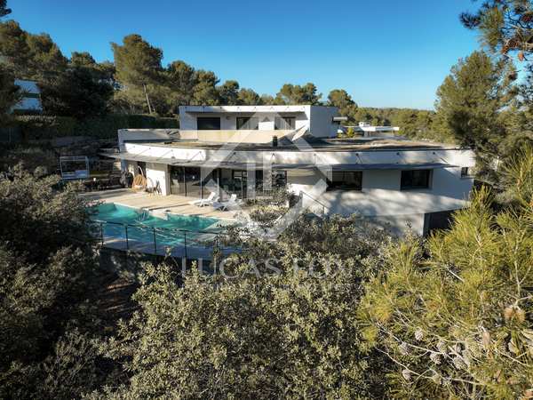 Casa / villa di 414m² con giardino di 2,370m² in vendita a Montpellier