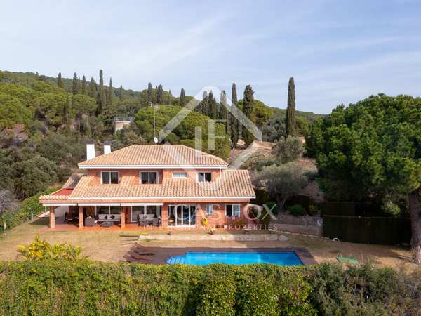457m² house / villa for sale in Sant Vicenç de Montalt