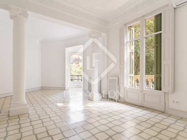 170 m² apartment for sale in Barcelona, Spain