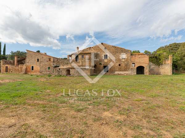landhuis van 1,119m² te koop in Baix Emporda, Girona