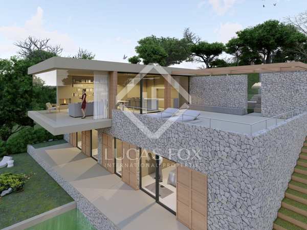 260m² house / villa with 40m² terrace for sale in Begur Town