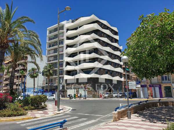 162m² apartment with 20m² terrace for sale in Alicante ciudad