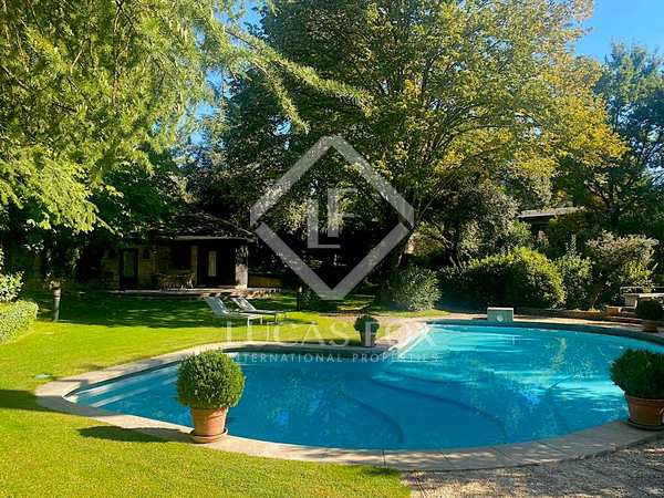 Casa / vila de 1,400m² à venda em La Moraleja, Madrid